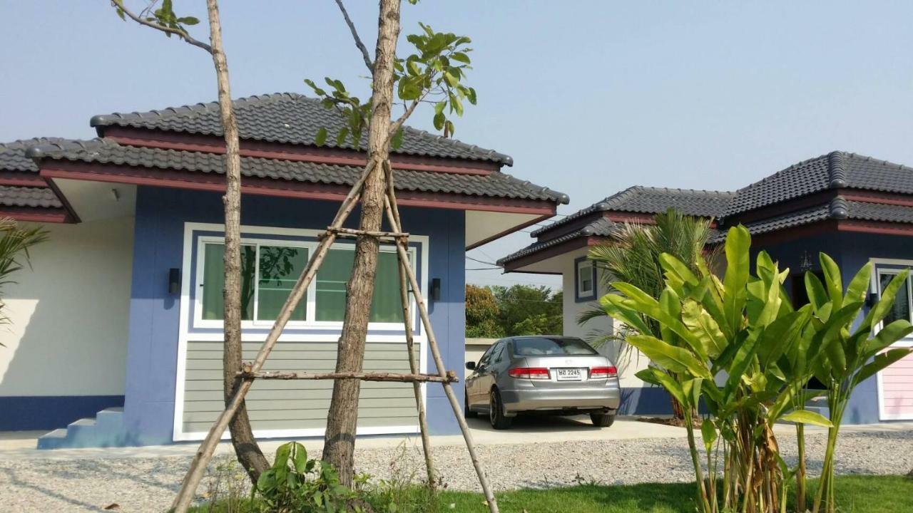 Araya Cottage Uthai Thani Extérieur photo